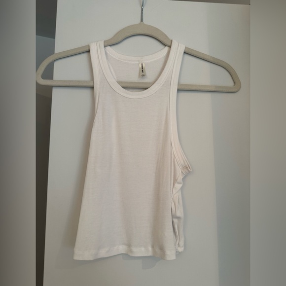 Aritzia White Tank - Picture 1 of 2